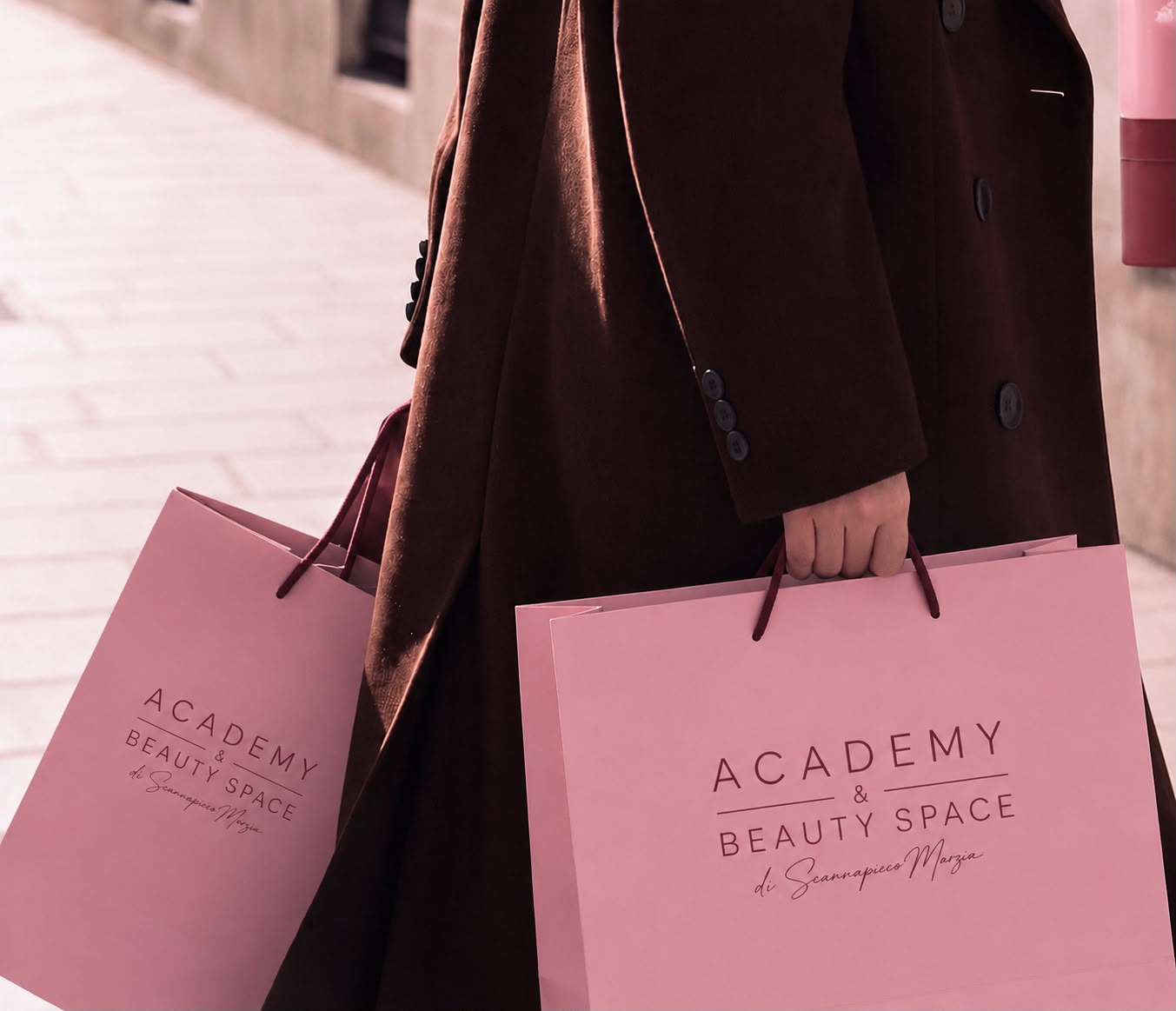 Borse brandizzate Academy & Beauty Space